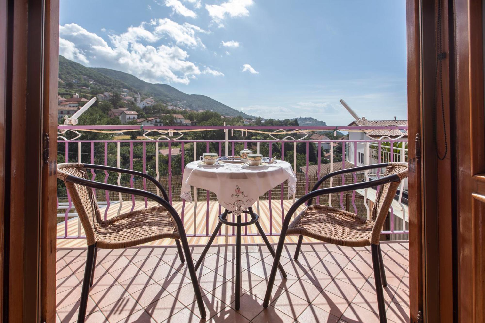 Sant'Anna Bed & Breakfast Аджерола Экстерьер фото