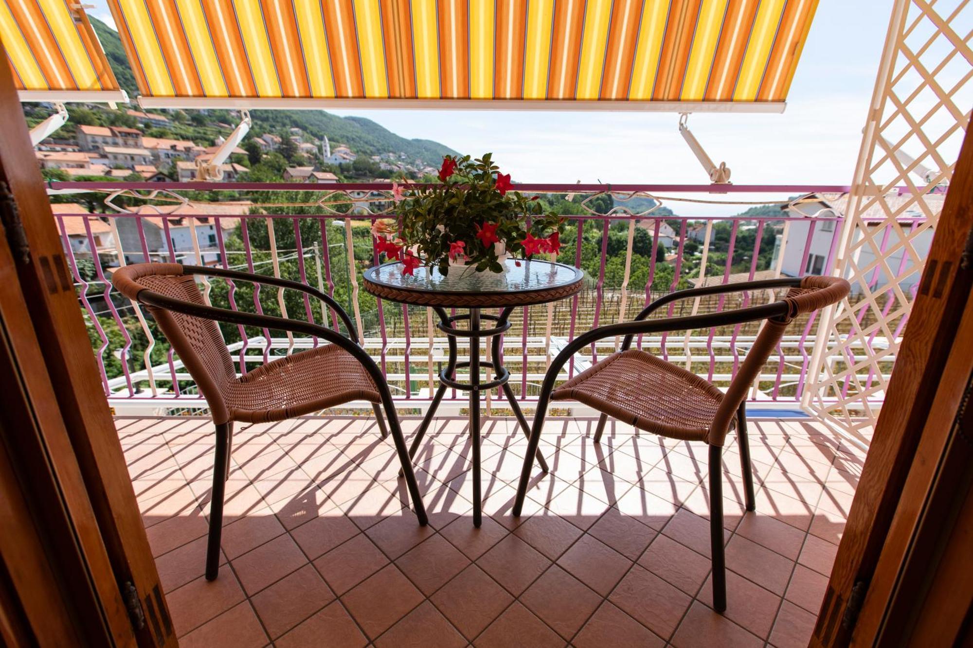 Sant'Anna Bed & Breakfast Аджерола Экстерьер фото